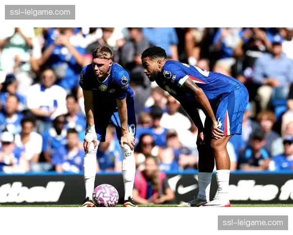 阿森纳凭借定位球战术击败切尔西 稳固英超积分榜领先优势 阿森纳凭借定位球战术击败切尔西 稳固英超积分榜领先优势